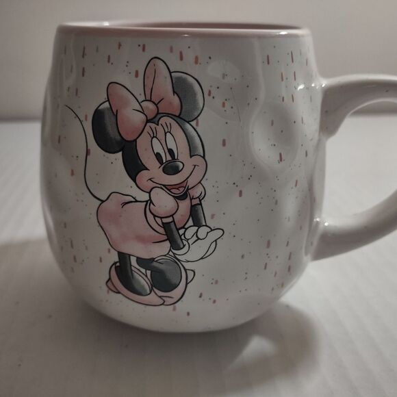 👍 Minnie Mouse Mug New. C5 - Picture 2 of 3